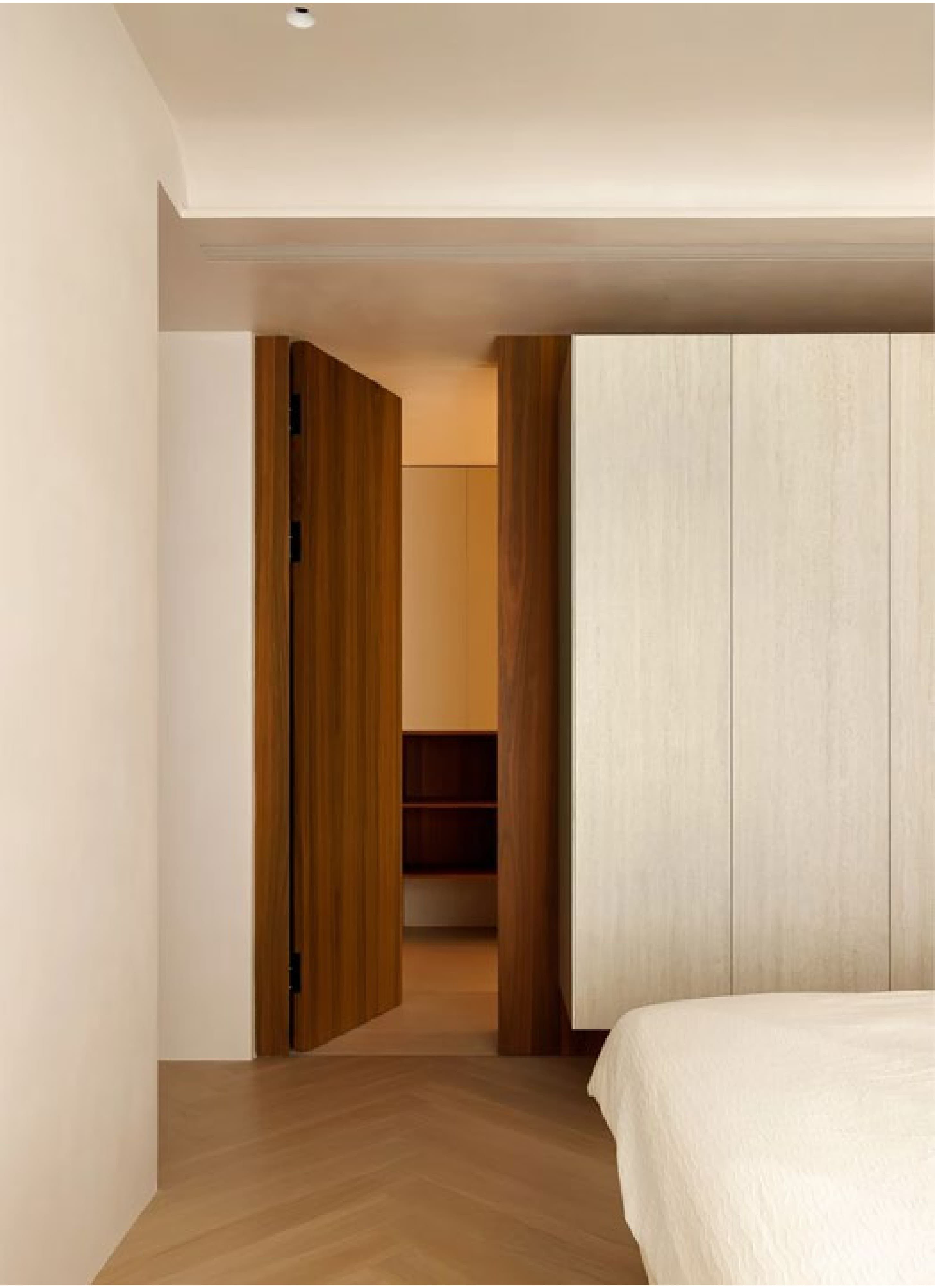 Closet & Wardrobe — 3